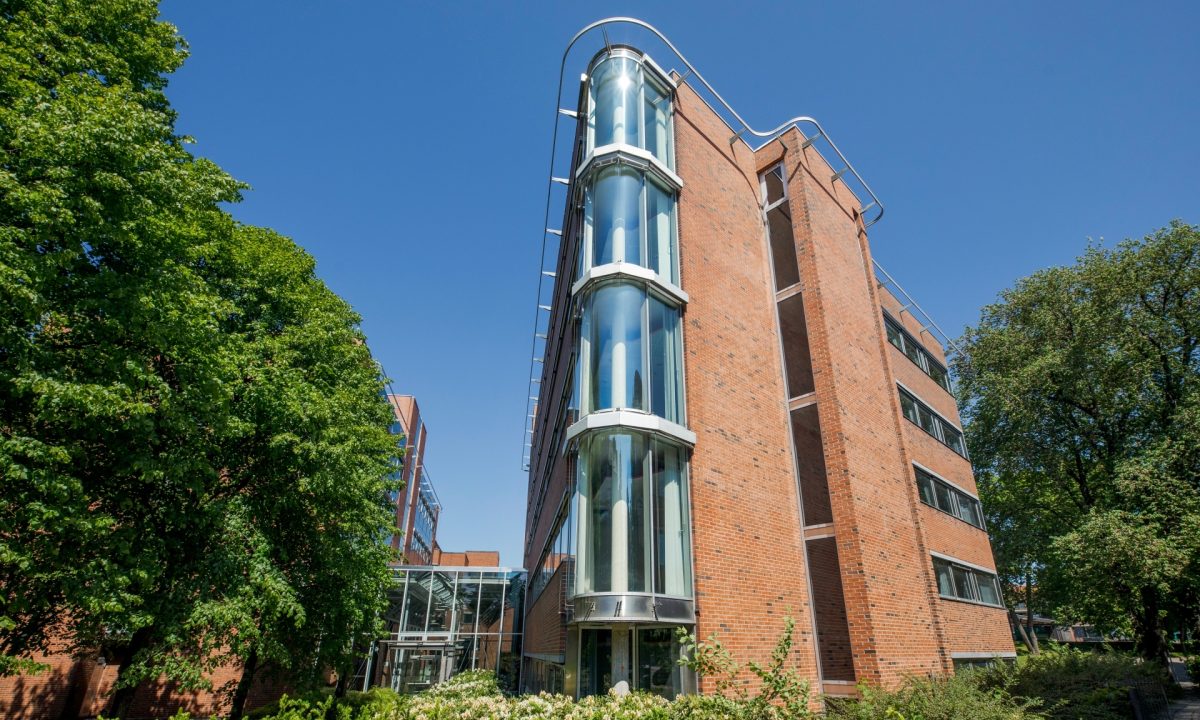 Adamstuen 025 justert