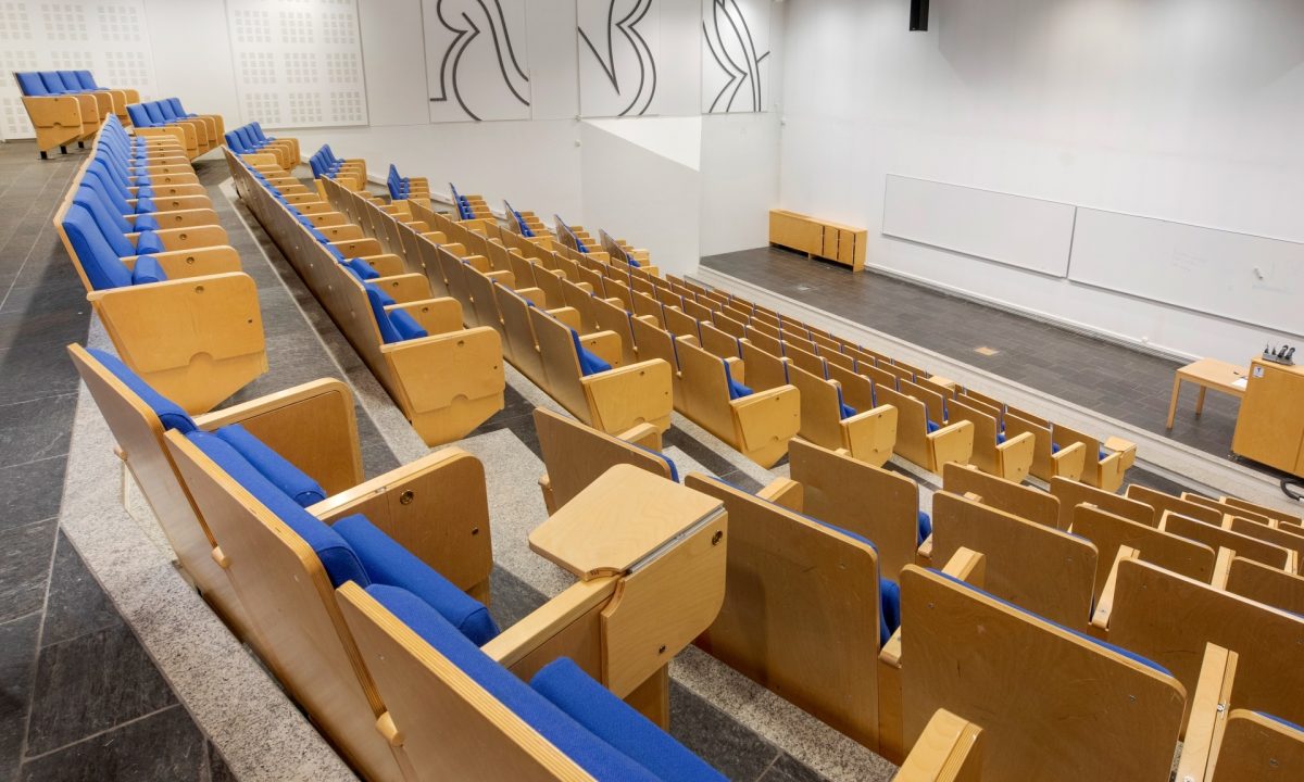 Adamstuen 057 justert